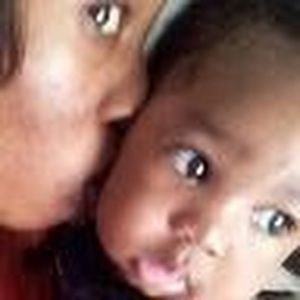 Meet your Posher, Ify